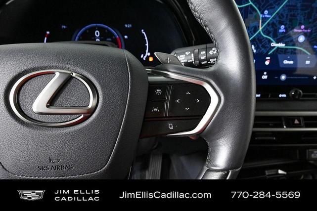 Photo of 2024 White Lexus RX 350
