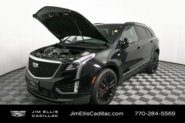 Photo of 2022 Stellar Black Metallic Cadillac XT5