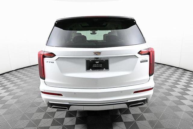 Photo of 2025 White Cadillac XT6