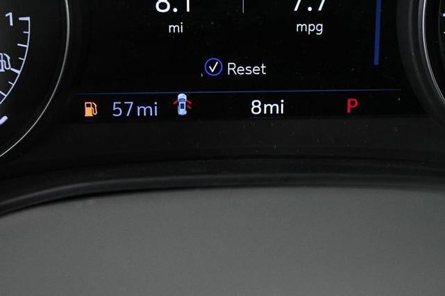 Photo of 2025 White Cadillac XT6