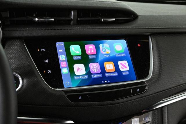 Photo of 2025 Black Cadillac XT5