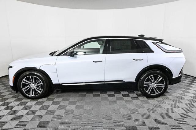 Photo of 2026 White Cadillac LYRIQ
