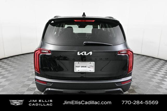 Photo of 2022 Ebony Black Kia Telluride