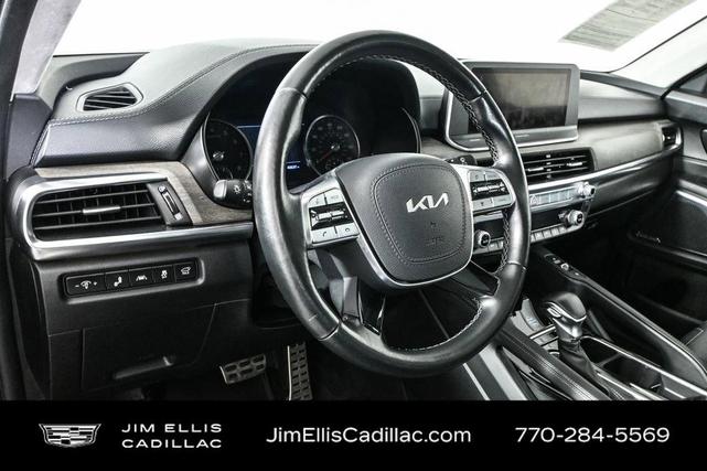Photo of 2022 Ebony Black Kia Telluride