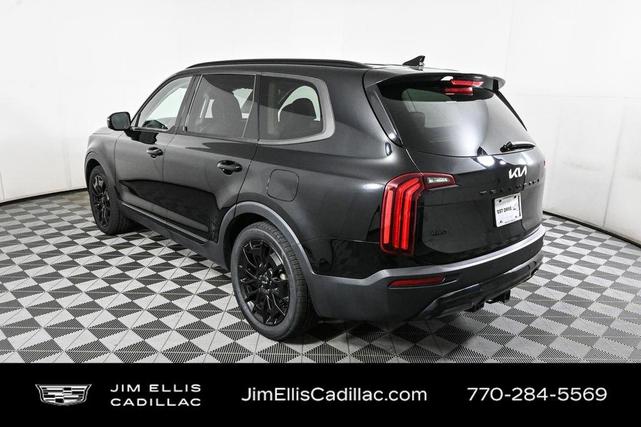 Photo of 2022 Ebony Black Kia Telluride