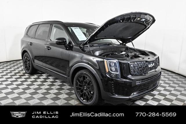 Photo of 2022 Ebony Black Kia Telluride