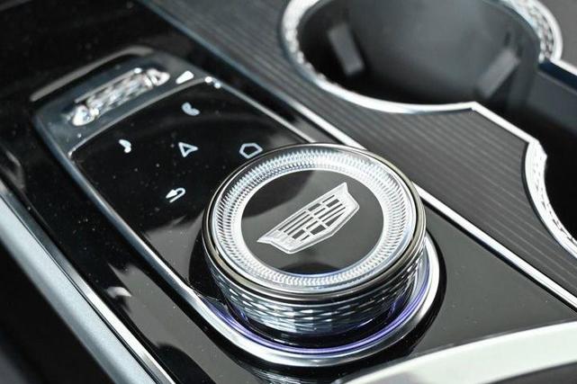 Photo of 2025 White Cadillac LYRIQ
