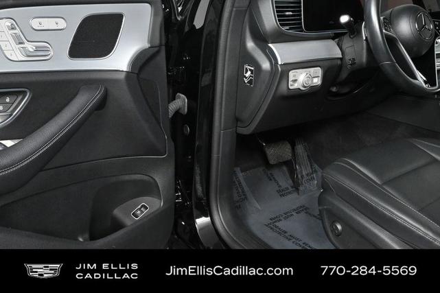Photo of 2024 Black Mercedes-Benz GLE 350