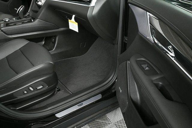 Photo of 2025 Black Cadillac XT6