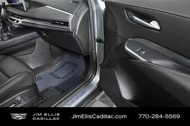 Photo of 2025 Silver Metallic Cadillac XT4