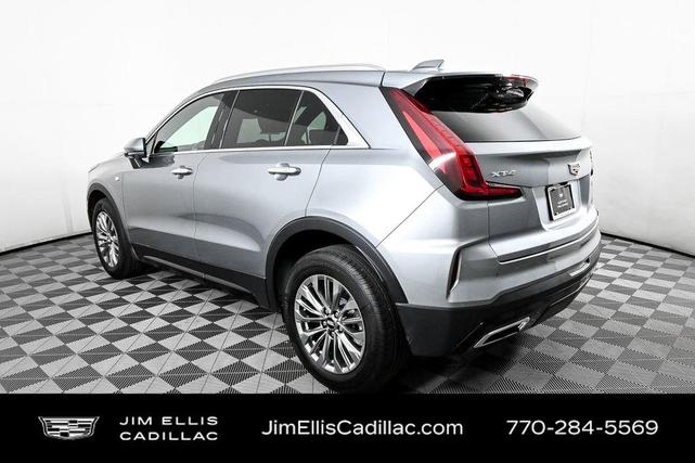 Photo of 2025 Silver Metallic Cadillac XT4