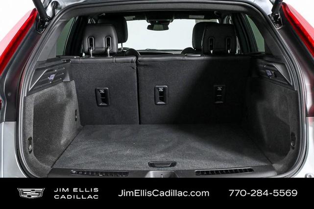Photo of 2025 Silver Metallic Cadillac XT4