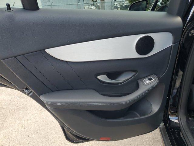 Photo of 2022 Black Mercedes-Benz GLC 300