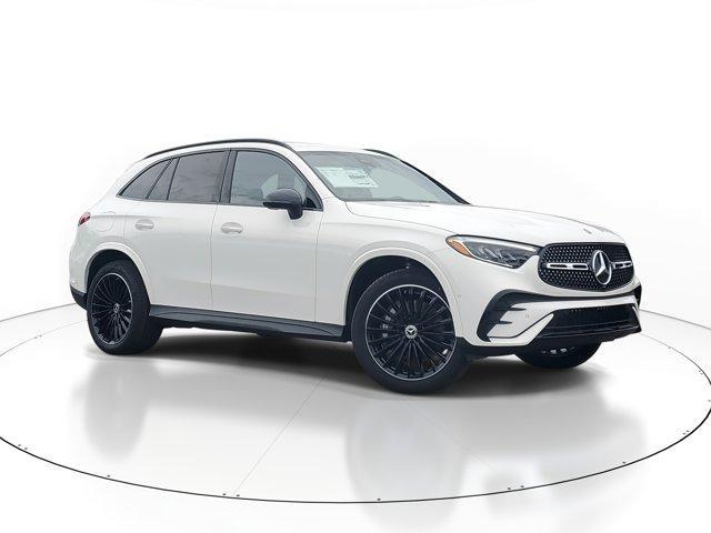Photo of 2026 Polar White Mercedes-Benz GLC 300