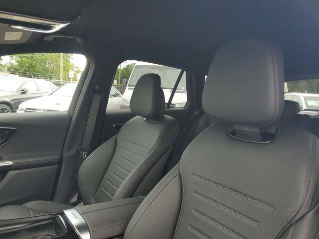 Photo of 2026 Polar White Mercedes-Benz GLC 300
