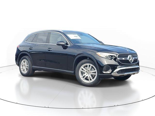 Photo of 2025 Black Mercedes-Benz GLC 300
