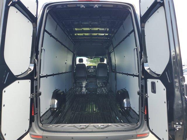 Photo of 2025 Black Mercedes-Benz Sprinter 2500