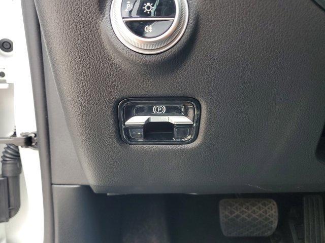 Photo of 2025 Polar White Mercedes-Benz C-Class