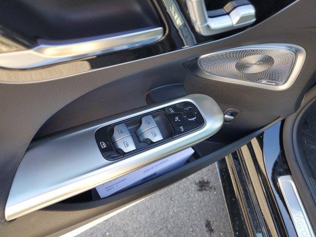 Photo of 2025 Black Mercedes-Benz C-Class