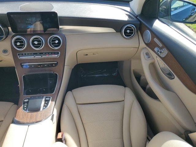 Photo of 2020 Black Mercedes-Benz GLC 300