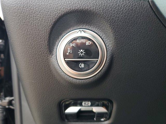 Photo of 2025 Black Mercedes-Benz C-Class