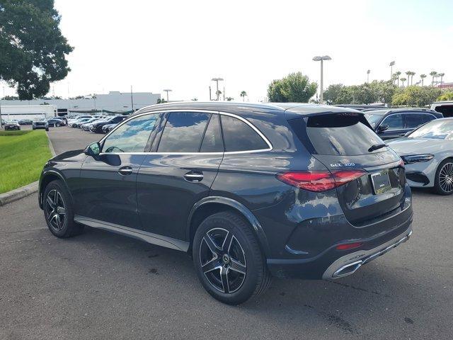 Photo of 2025 Graphite Gray Metallic Mercedes-Benz GLC 300