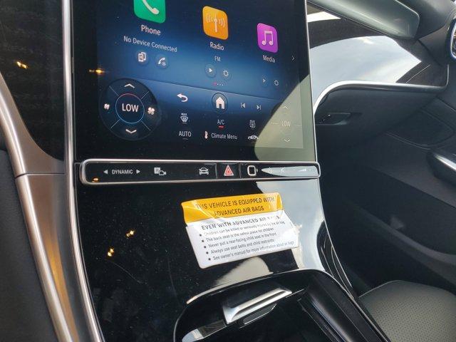 Photo of 2025 Polar White Mercedes-Benz GLC 300