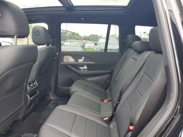 Photo of 2025 Obsidian Black Metallic Mercedes-Benz GLS 450