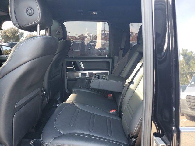 Photo of 2019 Black Mercedes-Benz G-Class