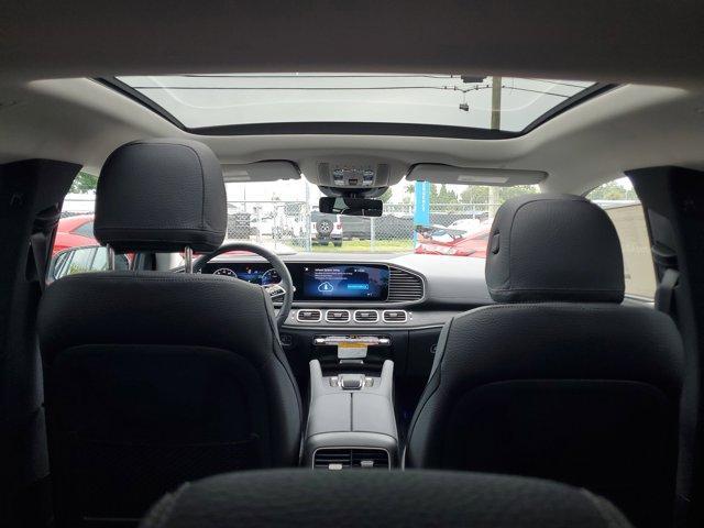 Photo of 2026 Polar White Mercedes-Benz GLE 450