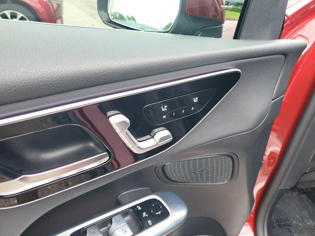 Photo of 2025 MANUFAKTUR Patagonia Red Metallic Mercedes-Benz GLC 350e