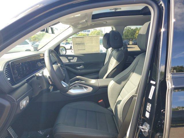 Photo of 2025 Black Mercedes-Benz GLS 450