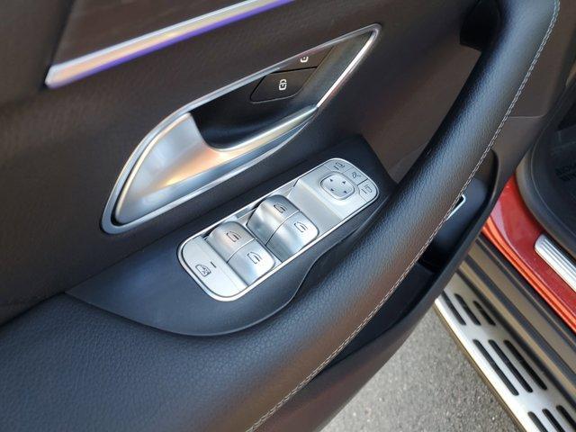 Photo of 2024 MANUFAKTUR Cardinal Red Metallic Mercedes-Benz GLE 350
