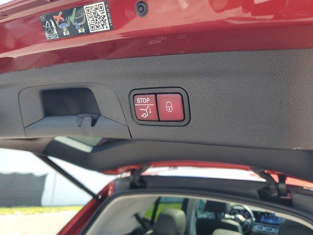 Photo of 2024 MANUFAKTUR Cardinal Red Metallic Mercedes-Benz GLE 350