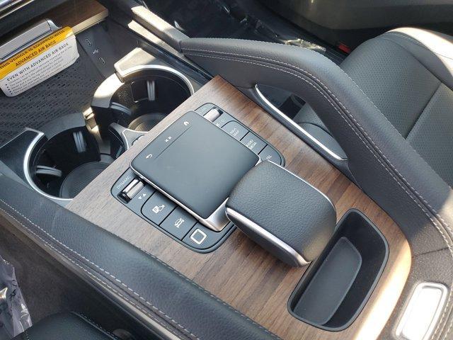 Photo of 2025 Obsidian Black Metallic Mercedes-Benz GLE 450