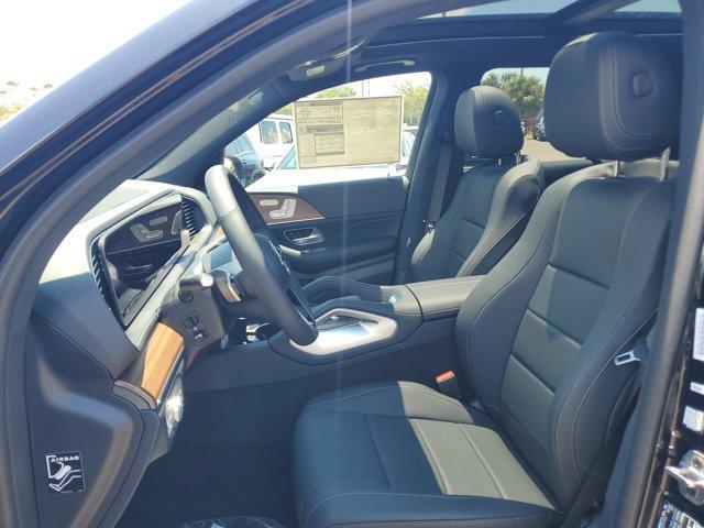 Photo of 2025 Obsidian Black Metallic Mercedes-Benz GLE 450
