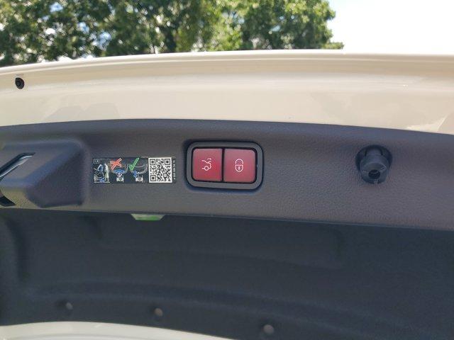 Photo of 2025 Polar White Mercedes-Benz C-Class