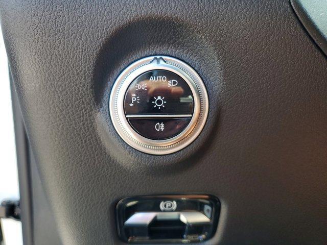 Photo of 2025 Polar White Mercedes-Benz C-Class