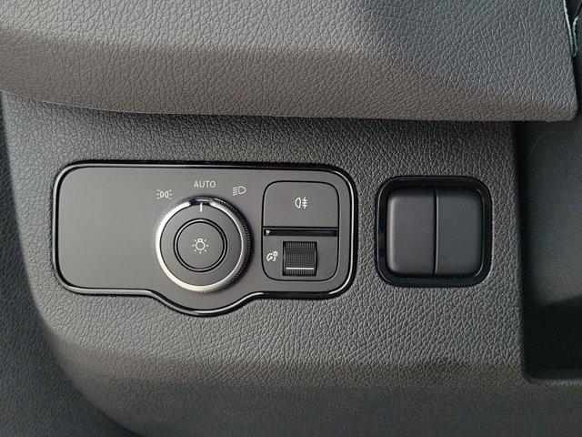 Photo of 2025 922 Mercedes-Benz Sprinter 2500