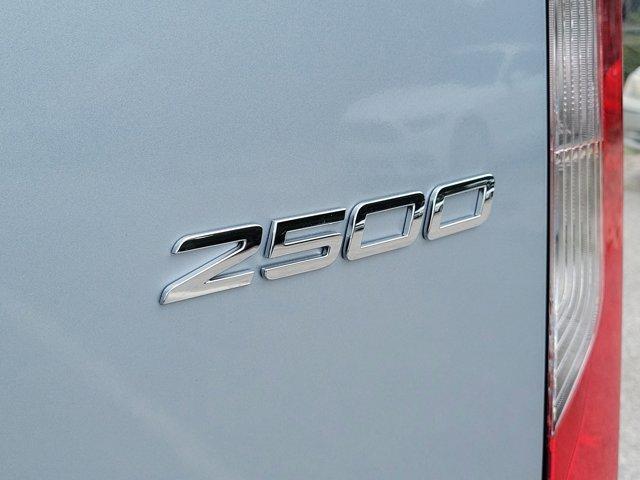 Photo of 2025 922 Mercedes-Benz Sprinter 2500