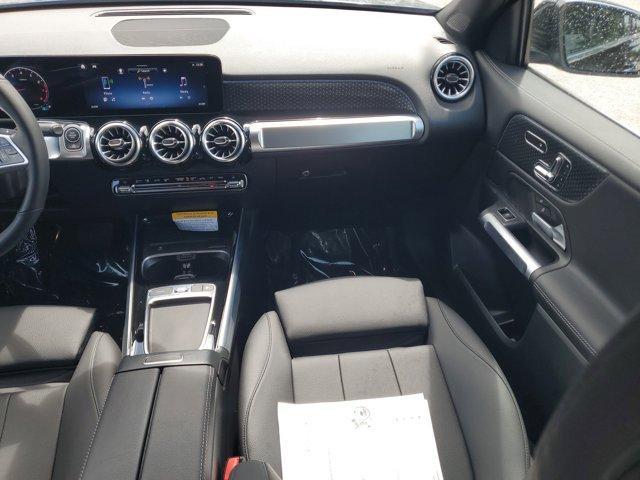 Photo of 2025 Midnight Black Mercedes-Benz GLB 250