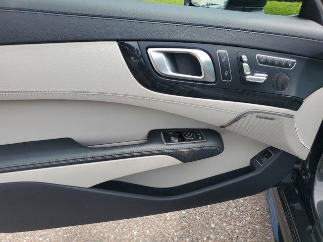Photo of 2019 Graphite Gray Metallic Mercedes-Benz SL 450