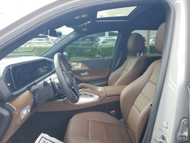 Photo of 2024 Alpine Gray Mercedes-Benz GLE 350