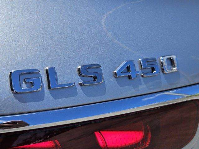 Photo of 2025 Cirrus Silver Metallic Mercedes-Benz GLS 450