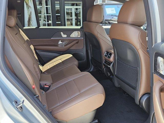 Photo of 2025 Cirrus Silver Metallic Mercedes-Benz GLS 450