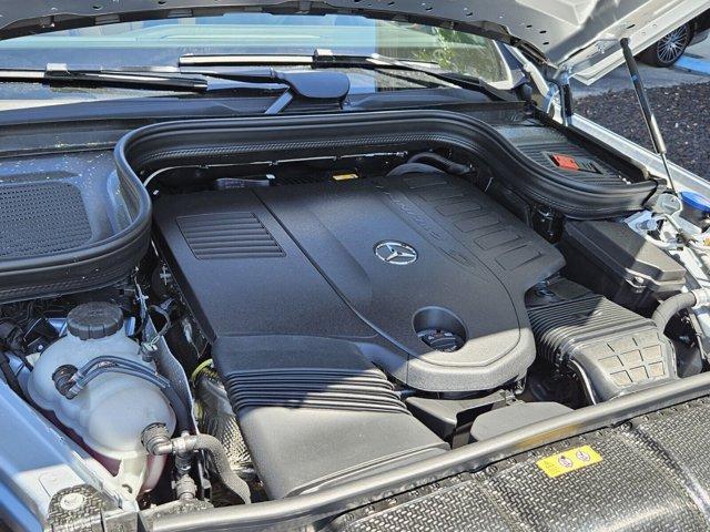 Photo of 2025 Cirrus Silver Metallic Mercedes-Benz GLS 450