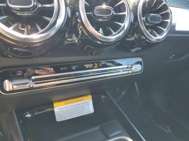 Photo of 2025 Midnight Black Mercedes-Benz GLB 250