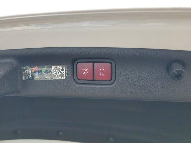 Photo of 2025 Polar White Mercedes-Benz C-Class