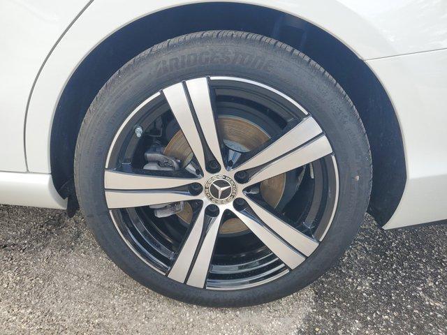 Photo of 2025 Polar White Mercedes-Benz C-Class