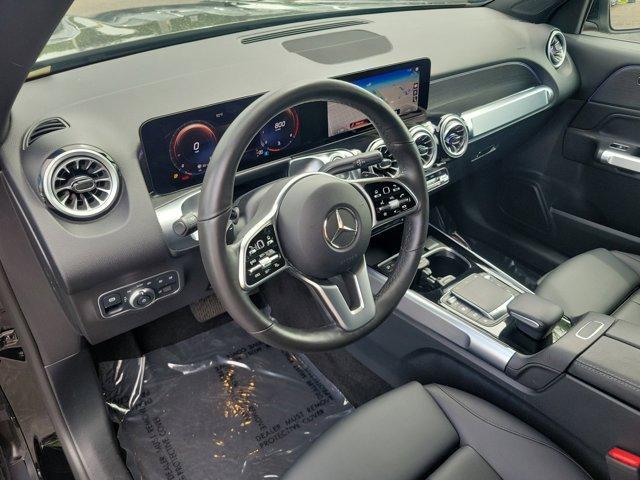 Photo of 2023 Midnight Black Mercedes-Benz GLB 250
